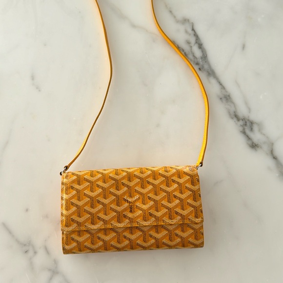 Goyard Purse - Yellow - Picture 1 of 4